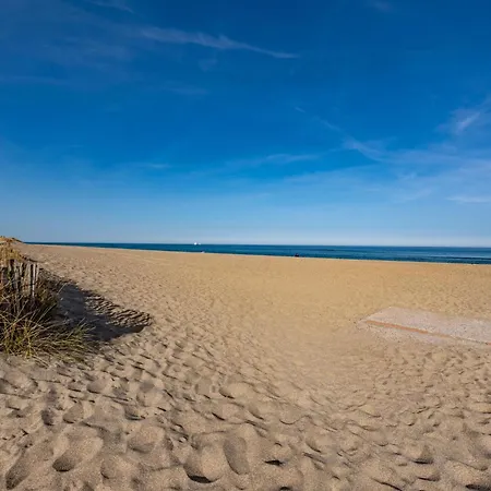 Front De Mer-27 By Interhome Apartman Le Barcarès