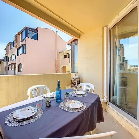 Front De Mer-27 By Interhome *